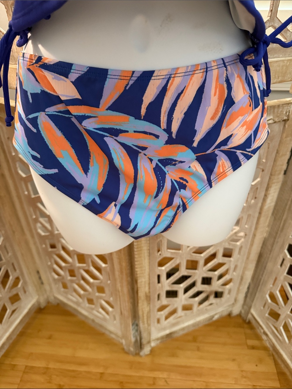 NWT Women's Cupshe 2-Piece Floral Tankini Swim Top & Swim Bottoms Set Size Med - Picture 7 of 9
